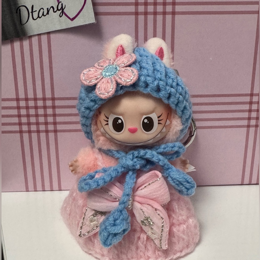 Labubu mini outfit